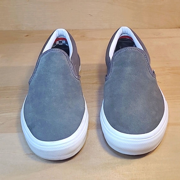Vans Classic Slip-On Gray Canvas/Suede Men's Athletic Shoes - Picture 3 of 11
